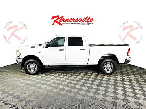 2024 RAM 2500 Tradesman Crew Cab 4x4 6'4' Box