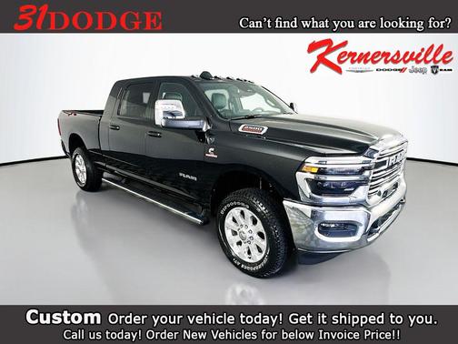 Diamond Black Crystal Pearlcoat 2026 RAM 2500 Laramie