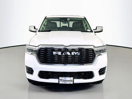 Ivory White Tri-Coat Pearlcoat 2026 RAM 1500 ST