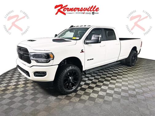 2023 RAM 3500 Laramie Crew Cab 4x4 8' Box
