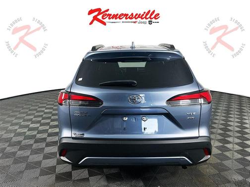 2023 Toyota Corolla Cross XLE