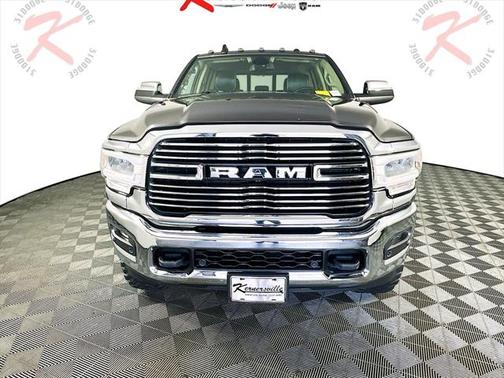 2022 RAM 3500 Laramie Crew Cab 4x4 8' Box