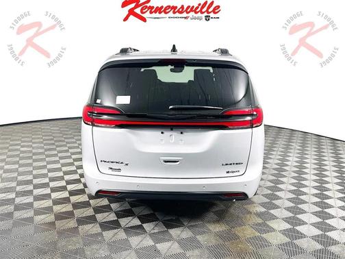 2026 Chrysler Pacifica Limited