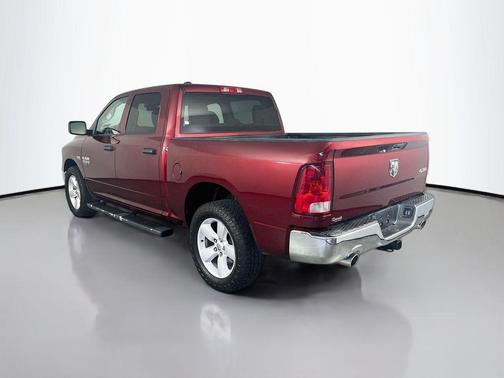 Delmonico Red Pearlcoat 2020 RAM 1500 Tradesman