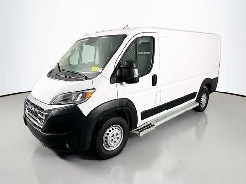 Bright White Clearcoat 2025 RAM ProMaster 2500 Tradesman