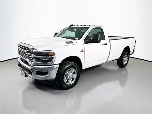 Bright White Clearcoat 2026 RAM 3500 Tradesman Regular Cab 4x4 8' Box