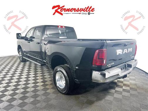 2025 RAM 3500 Laramie Crew Cab 4x4 8' Box
