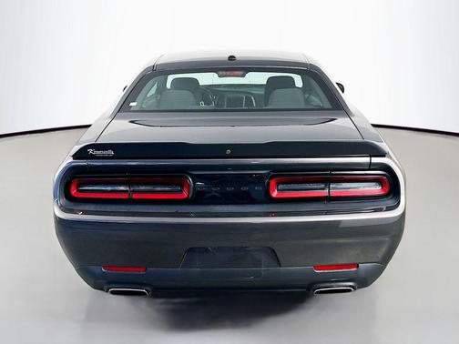 Granite Pearlcoat 2023 Dodge Challenger SXT