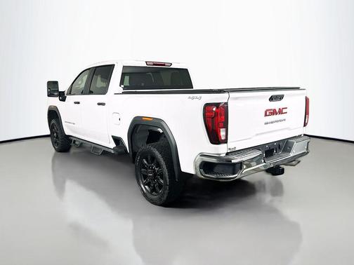 Summit White 2024 GMC Sierra 2500 Pro
