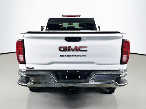 Summit White 2024 GMC Sierra 2500 Pro