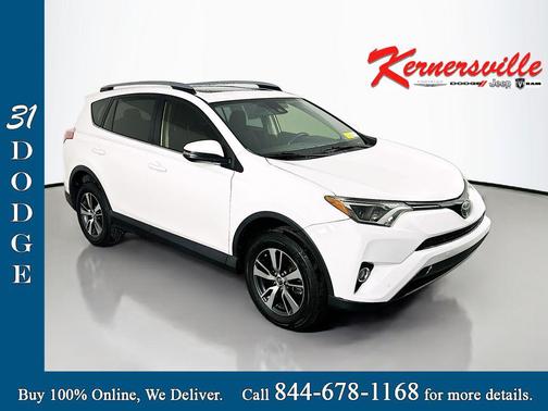 Super White 2018 Toyota RAV4 XLE