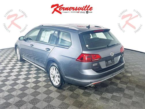 2017 Volkswagen Golf Alltrack TSI SE