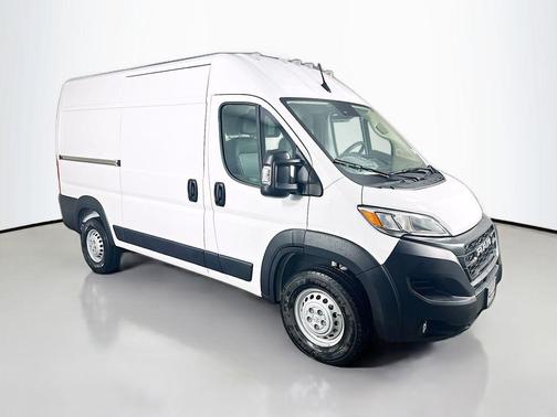 Bright White Clearcoat 2026 RAM ProMaster 3500 High Roof