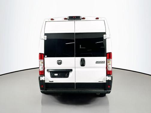 Bright White Clearcoat 2026 RAM ProMaster 3500 High Roof