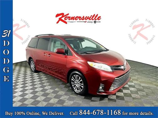 2019 Toyota Sienna XLE