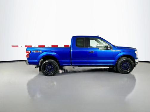 LIGHTNING BLUE 2018 Ford F-150 XLT