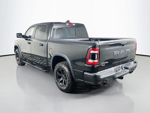 Diamond Black Crystal Pearlcoat 2024 RAM 1500 Rebel