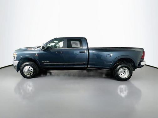 Forged Blue Metallic 2025 RAM 3500 Limited Crew Cab 4x4 8' Box
