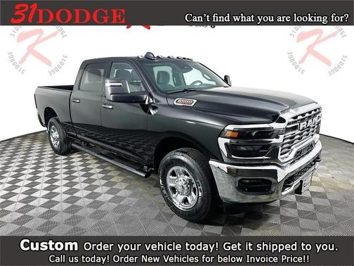 2026 RAM 2500 Tradesman Crew Cab 4x2 6'4' Box