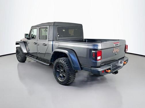 Granite Crystal Metallic Clearcoat 2022 Jeep Gladiator Mojave 4x4