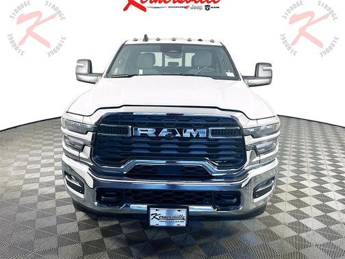 2025 RAM 3500 Tradesman Crew Cab 4x4 8' Box