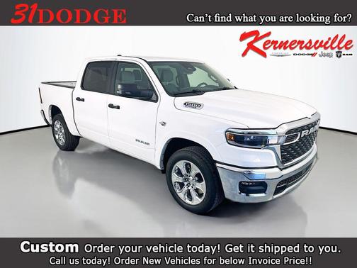 Bright White Clearcoat 2026 RAM 1500 Big Horn/Lone Star
