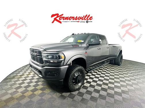 2022 RAM 3500 Laramie Crew Cab 4x4 8' Box