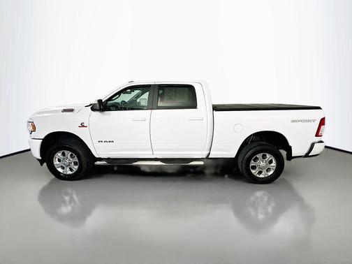 Bright White Clearcoat 2021 RAM 2500 Big Horn Crew Cab 4x4 6'4' Box
