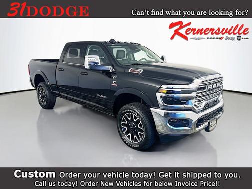 Diamond Black Crystal Pearlcoat 2026 RAM 2500 Longhorn