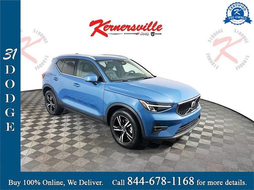 2023 Volvo XC40 B4 Plus Bright Theme