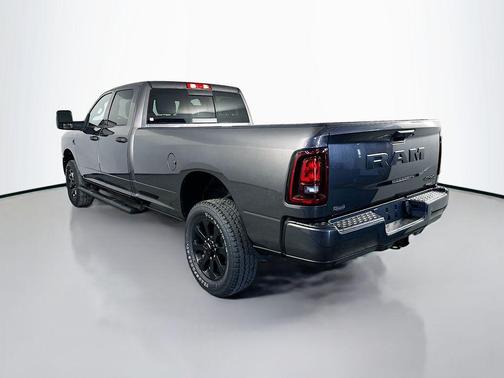 Granite Crystal Metallic Clearcoat 2026 RAM 2500 Black Express Crew Cab 4x4 8' Box