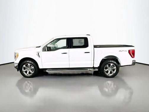 OXFORD WHITE 2022 Ford F-150 XLT