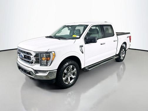 OXFORD WHITE 2022 Ford F-150 XLT