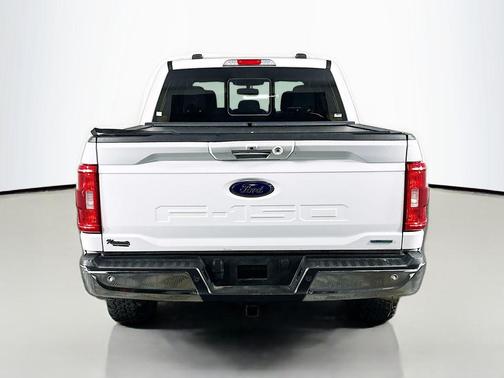 OXFORD WHITE 2022 Ford F-150 XLT