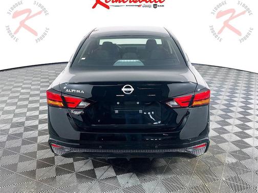 2023 Nissan Altima S FWD