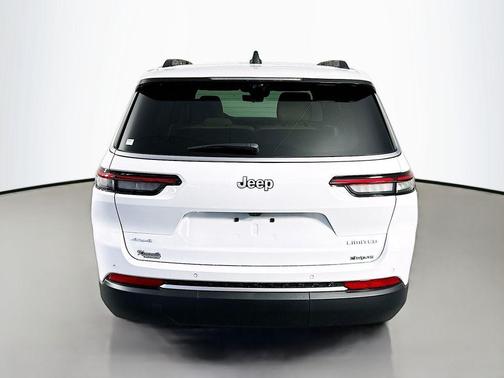 Bright White Clearcoat 2026 Jeep Grand Cherokee L Limited