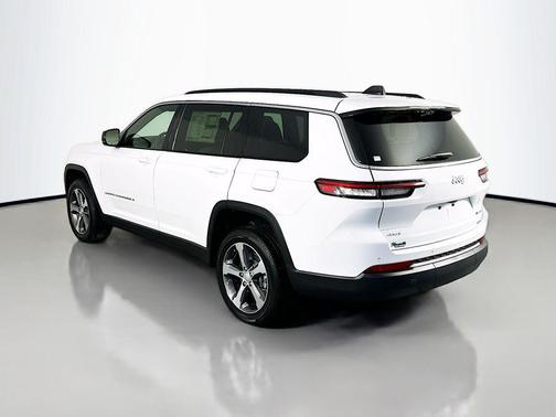Bright White Clearcoat 2026 Jeep Grand Cherokee L Limited