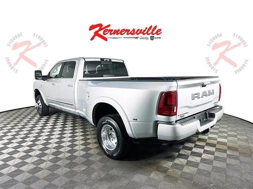 2026 RAM 3500 Limited Crew Cab 4x4 8' Box