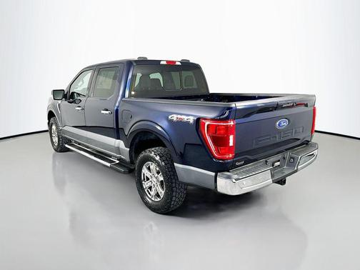 ANTIMATTER BLUE METALLIC 2022 Ford F-150 XLT
