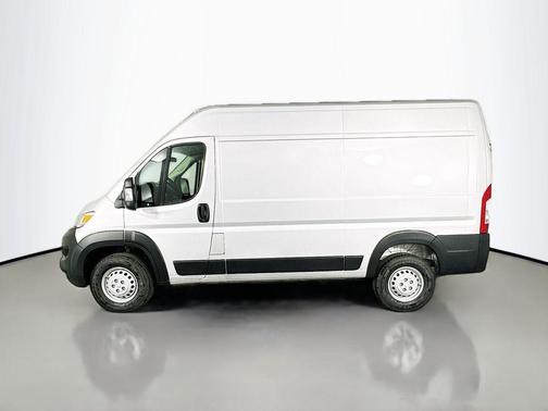 Bright Silver Metallic Clearcoat 2026 RAM ProMaster 3500 High Roof