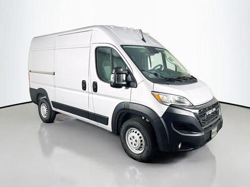 Bright Silver Metallic Clearcoat 2026 RAM ProMaster 3500 High Roof