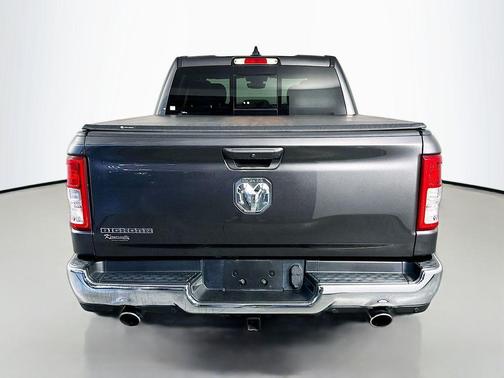 Granite Crystal Metallic Clearcoat 2022 RAM 1500 Big Horn/Lone Star