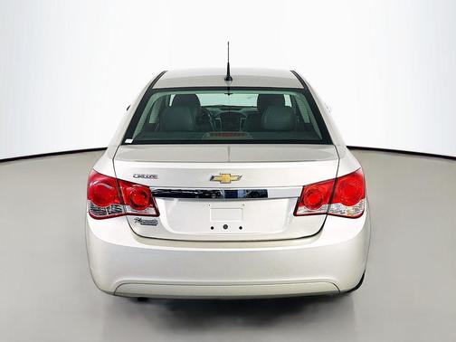 Champagne Silver Metallic 2013 Chevrolet Cruze LS