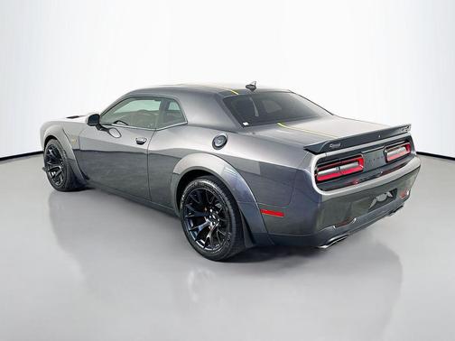 Granite Pearlcoat 2022 Dodge Challenger R/T Scat Pack Widebody