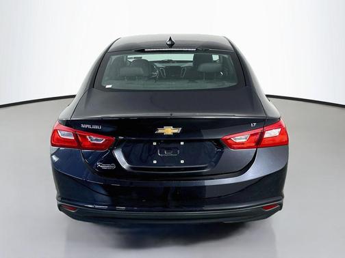 Dark Ash Metallic 2023 Chevrolet Malibu FWD 1LT