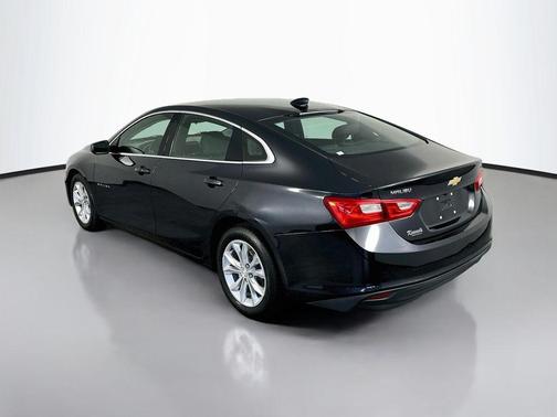 Dark Ash Metallic 2023 Chevrolet Malibu FWD 1LT