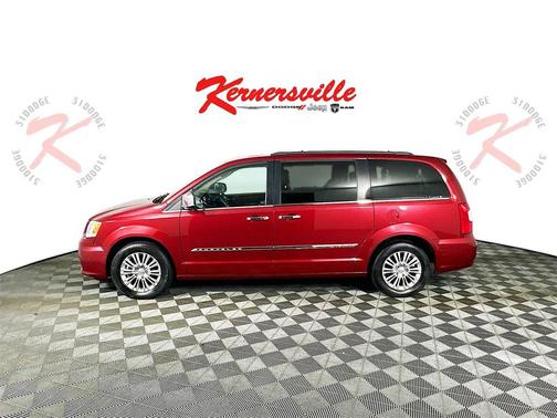 2015 Chrysler Town & Country Touring-L