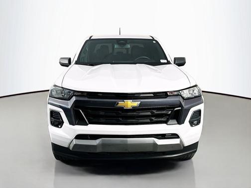 Summit White 2024 Chevrolet Colorado LT