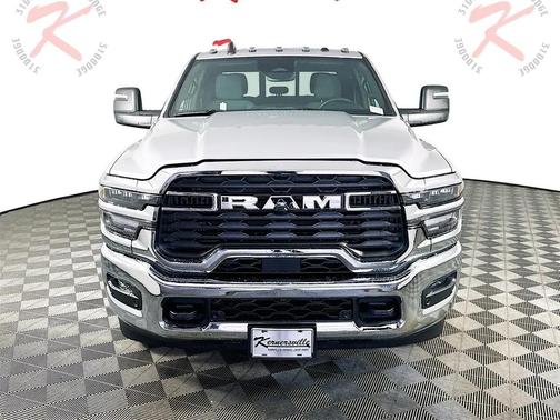 2026 RAM 2500 Tradesman Crew Cab 4x2 6'4' Box