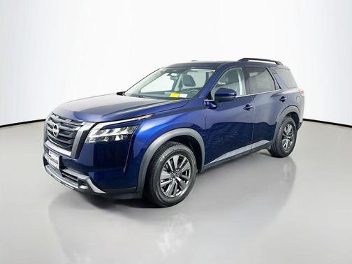 2022 Nissan Pathfinder SV 2WD